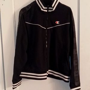 Womans Champion zip up